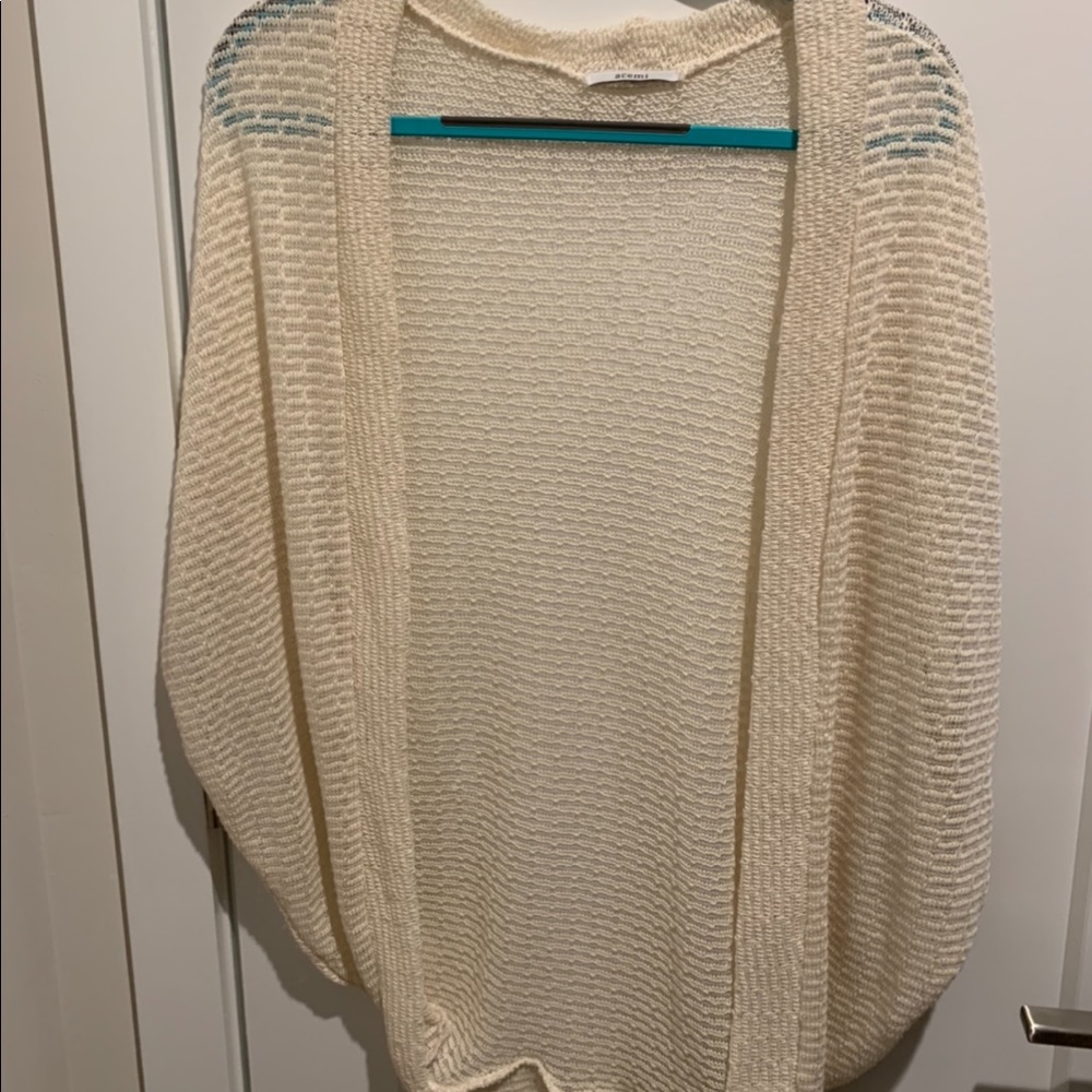 Short sleeve cardigan ☀️